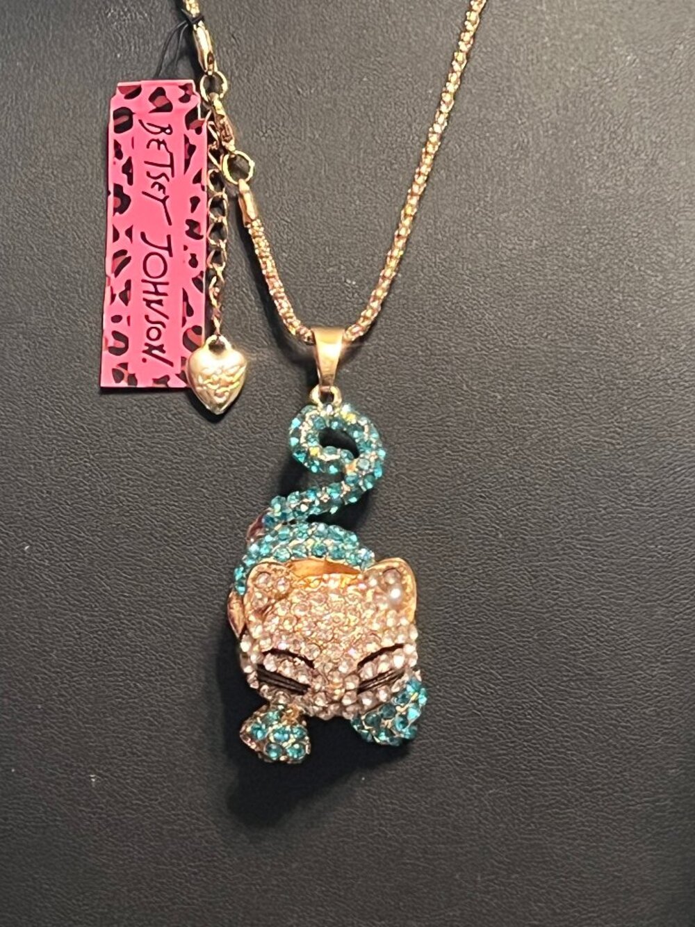 Betsey Johnson Goldtone Jeweled Playful Cat Pendant Necklace (M007)